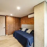 Apartamento Ubicado En, Laureles, Medellin
