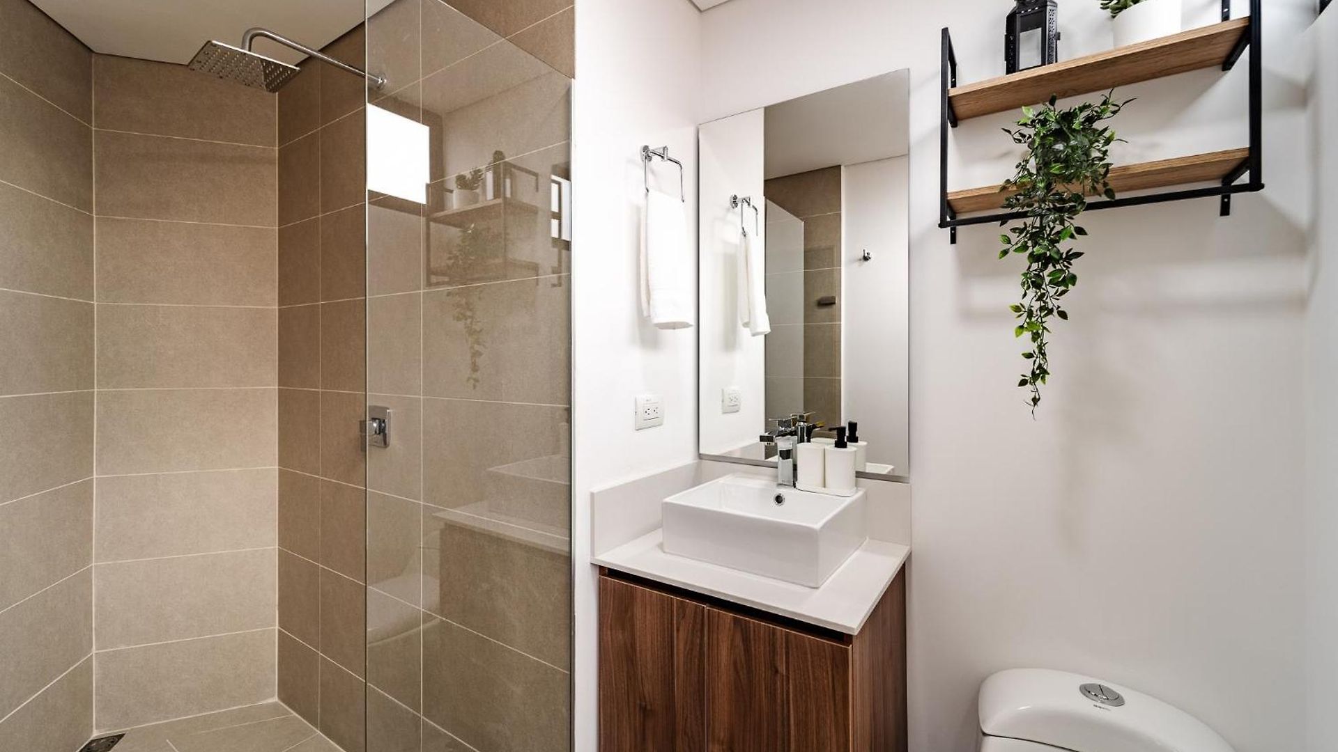 Apartamento Ubicado En, Laureles, Medellin Cartagena